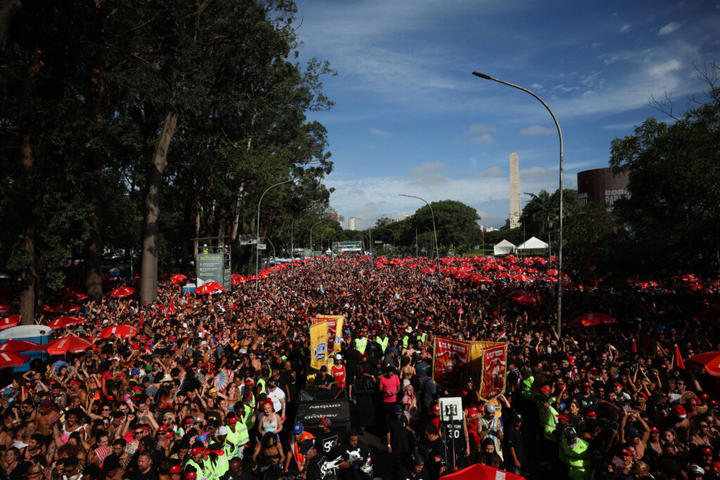 SP terá central permanente do Carnaval para atender blocos – 29/11/2024 – Mônica Bergamo