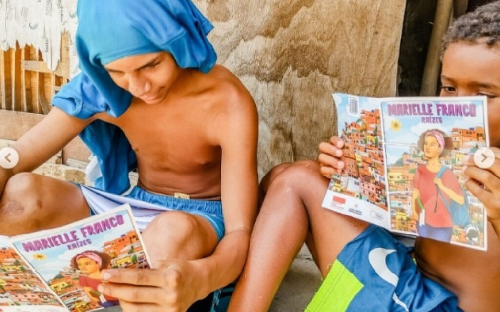 Por conta das chuvas, ONG Voz das Comunidades adia para domingo distribuição de livros no Alemão | Rio de Janeiro