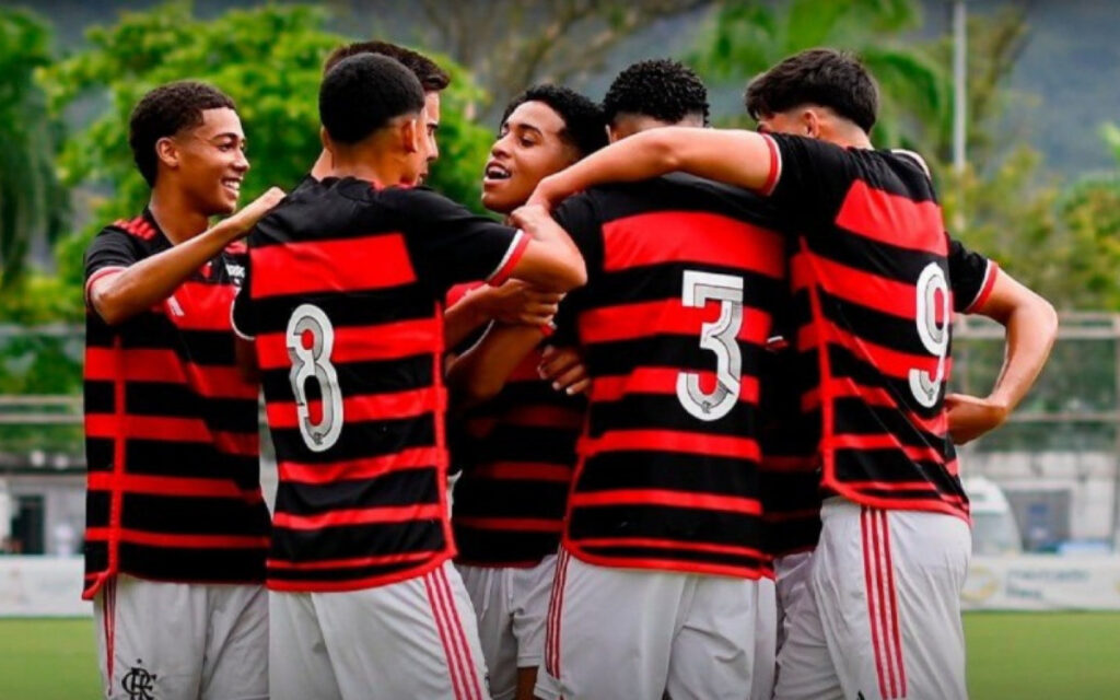 Flamengo vence o Vasco na Gávea e conquista o Campeonato Carioca Sub-17 | Flamengo