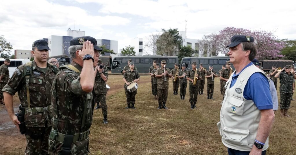 Politização das Forças Armadas é o pano de fundo de esquema de golpe apontado pela PF