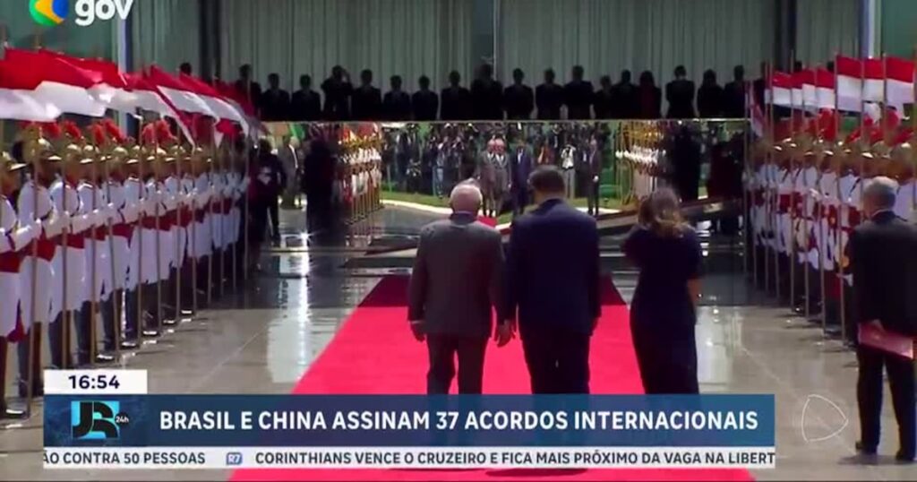 Lula e Xi Jinping assinam 37 acordos internacionais após reunião em Brasília – Noticias R7