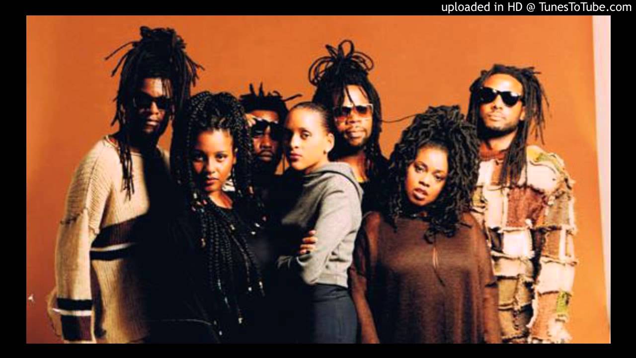  Soul II Soul - Back To Life (However Do You Want Me) (Official Music Video) 