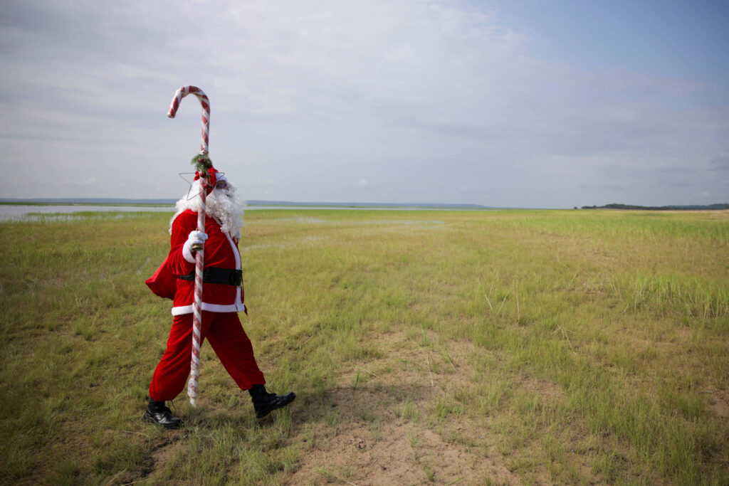 Por que o Papai Noel nunca se aposenta? – 24/12/2024 – De Grão em Grão