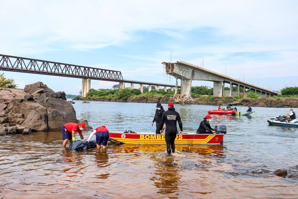 Caminhoneiros vão à Justiça por reforma de ponte que caiu – 26/12/2024 – Painel S.A.