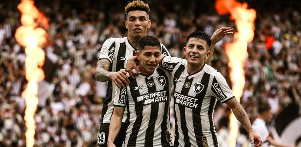 Botafogo é campeão de novo e deve dominar o Brasil pelos próximos anos