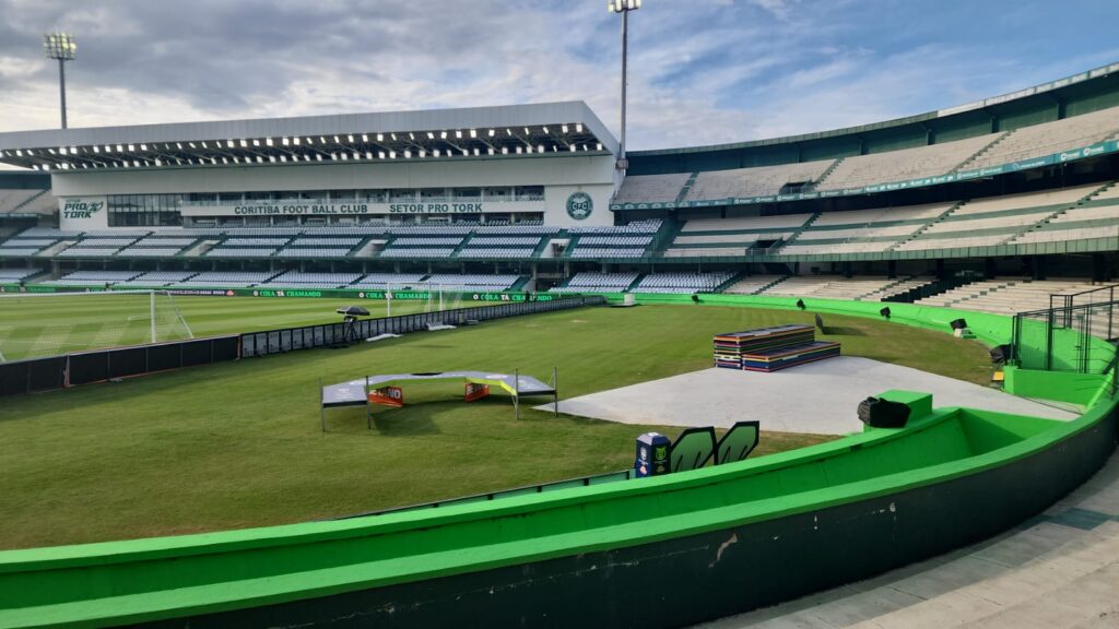 Coritiba deixa “feng shui” de lado e anuncia mudança no Couto