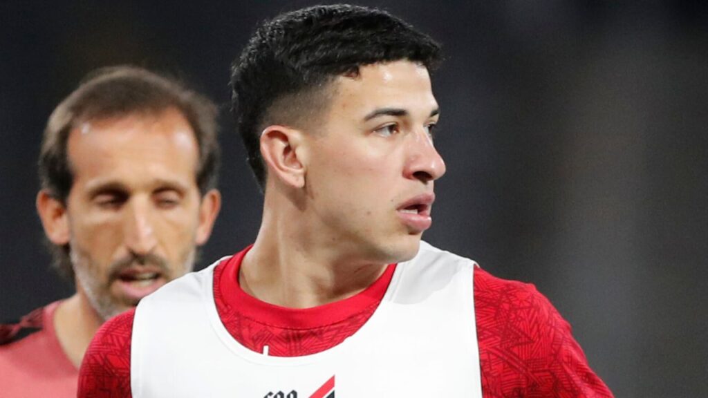 Saída de Esquivel para o River Plate tem decisão
